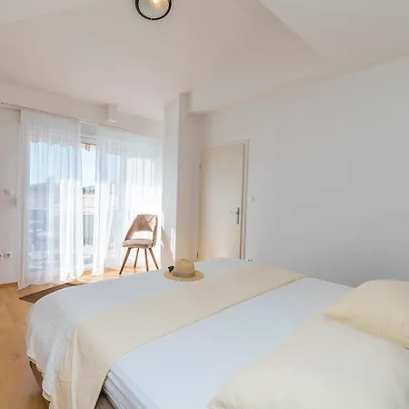 Javi Apartament