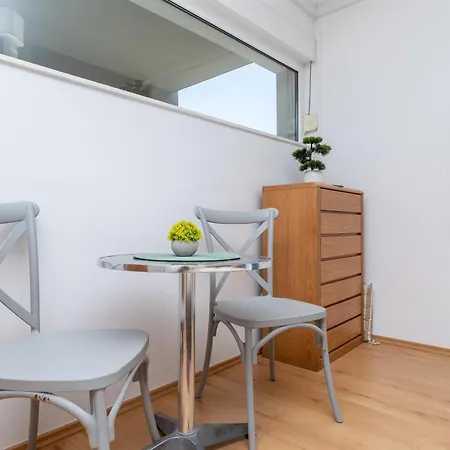 Apartman Javi *