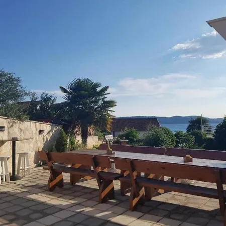 Apartment Javi - Free Private Parking Trogir
