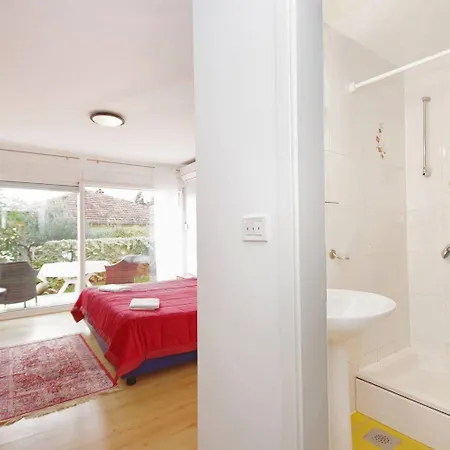 Javi - Free Private Parking Apartment