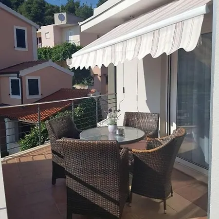 Javi - Free Private Parking * Trogir