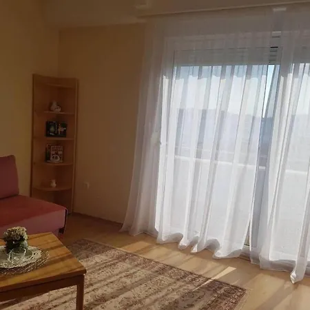 Apartment Javi - Free Private Parking